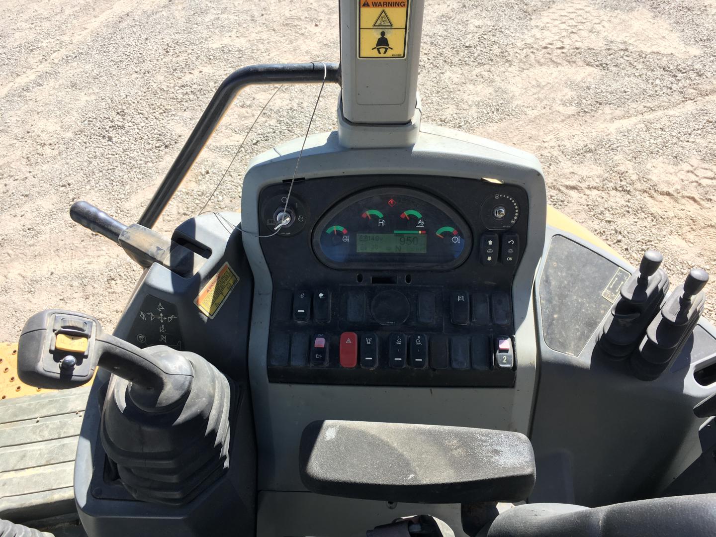 ./imagenes/INVOICE/2019/17135/RETROEXCAVADORA CAT 420F (30).JPG